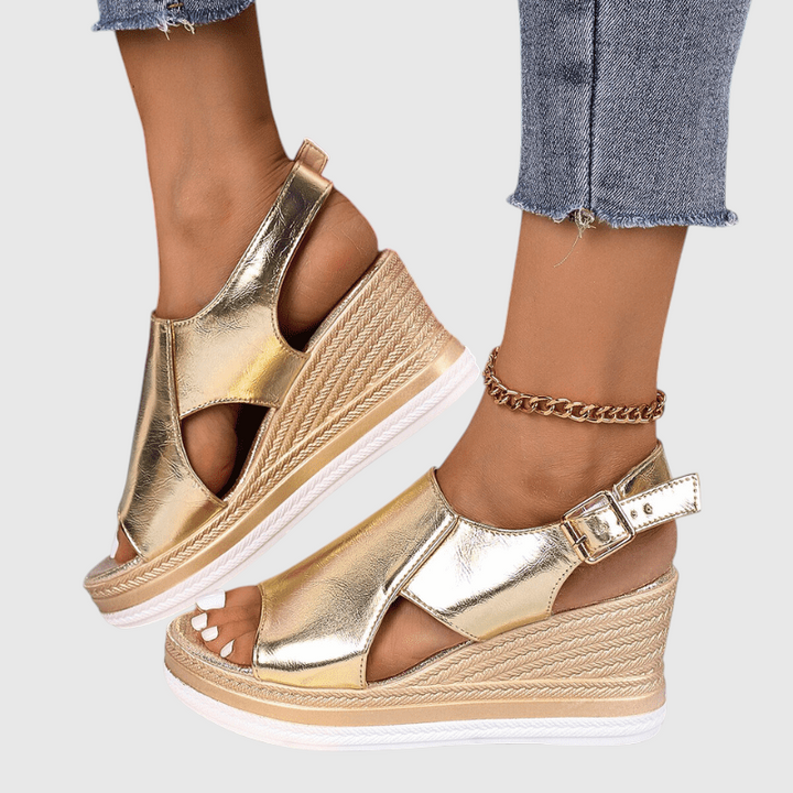 Baylie - Sandales Stylées Métalliques
